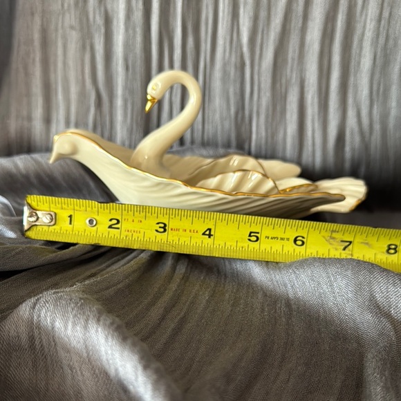 Lenox Cream and Gold Serveware Swan Dish 2 Piece Set - Picture 11 of 11